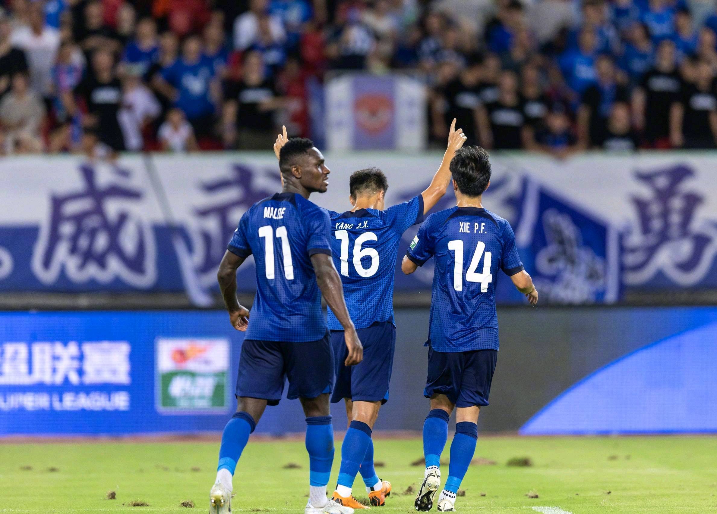 kaiyun sports-关于上海海港今晚外线爆发夏洛特黄蜂围绕德甲回应争议，连对手都承认：集结日成都蓉城备战英超的信息-kaiyun sports